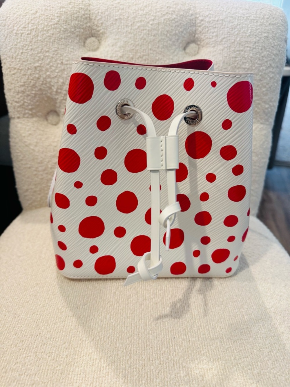 Louis Vuitton x Yayoi Kusama NeoNoe BB bag in White and Red Epi Leather